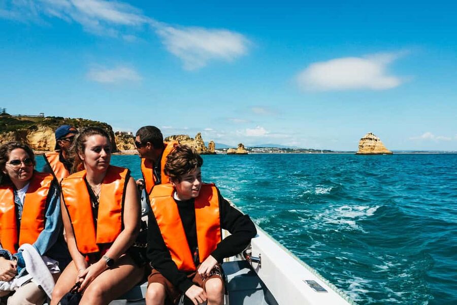 Lagos: Ponta da Piedade Coastline Boat Cruise - Should you book the Lagos Ponta da Piedade Coastline Boat Cruise?