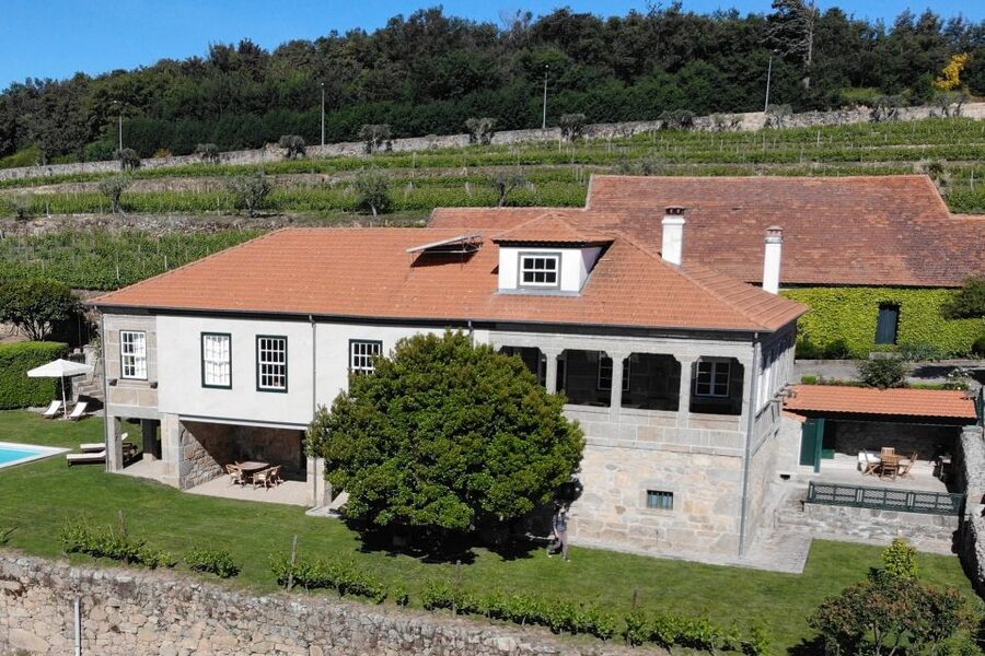 Lamego: Quinta da Portela de Baixo Winery Tour and Tasting - Optional vineyard and farm walk: how much time should you add?