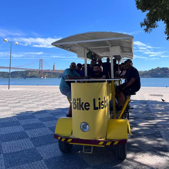 Lisbon: 1-Hour Beer or Sangria Bike Sightseeing Tour - Price and value: what $34 buys you in real terms
