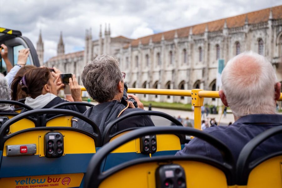 Lisbon: 1-or 2-Day Hop-On Hop-Off Bus Tour - Who makes this tour better: drivers and live energy you might catch