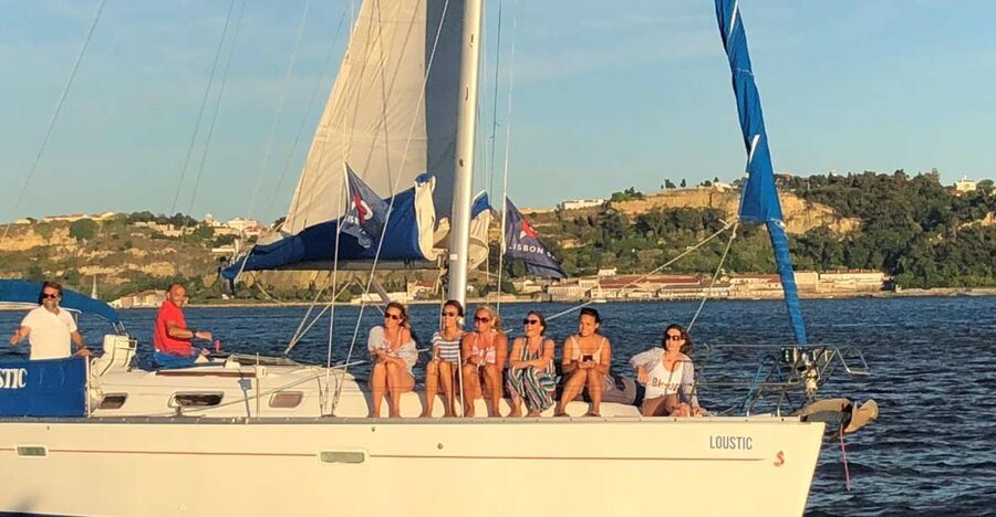 Lisbon 2-Hour River Cruise - The onboard vibe: welcome drink, seating, and comfort realities