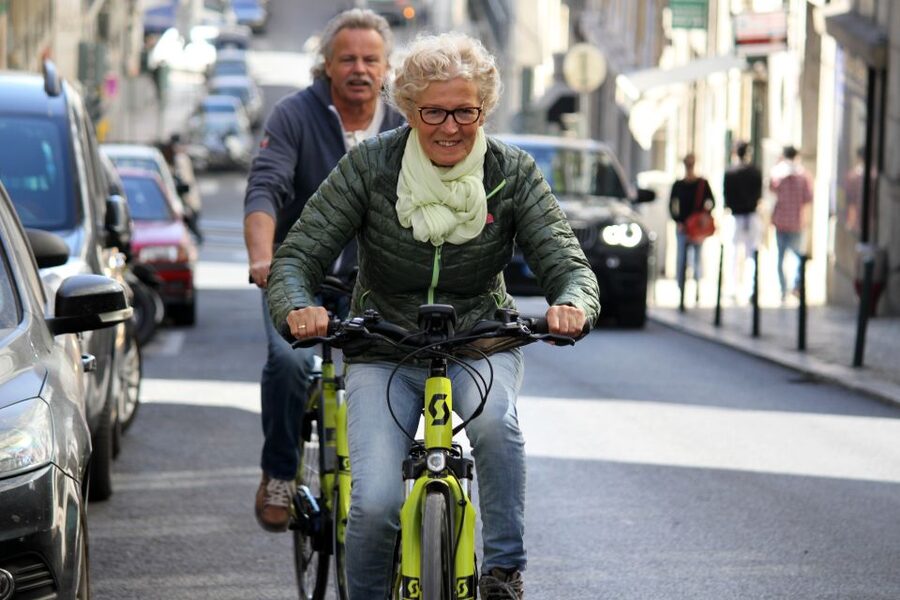 Lisbon: 3-Hour Tour by E-Bike - Miradouro das Portas do Sol: The Lisbon View You’ll Want to Revisit Later