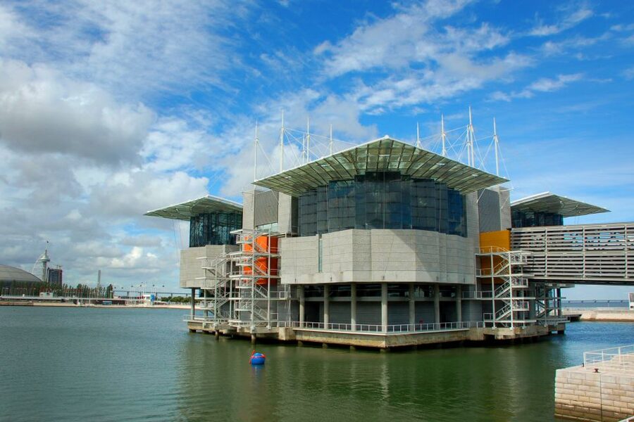 Lisbon: 3-in-1 Hop-On Hop-Off Bus and Tram Tours - Museums, discounts, and how to use the included Carris Museum entry