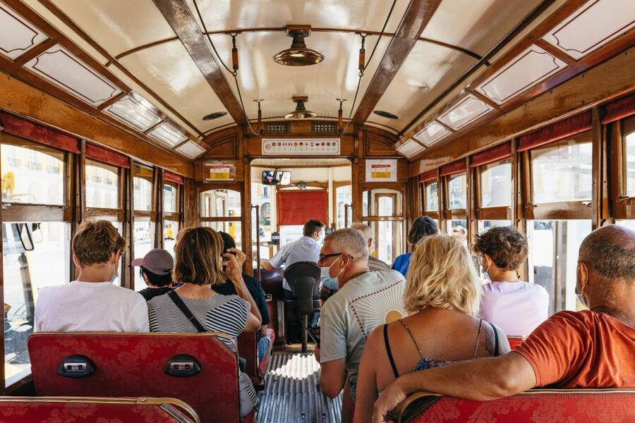 Lisbon: 72/96-Hour Hop-On Hop-Off Bus, Tram & Boat Ticket - Common logistics that can trip you up