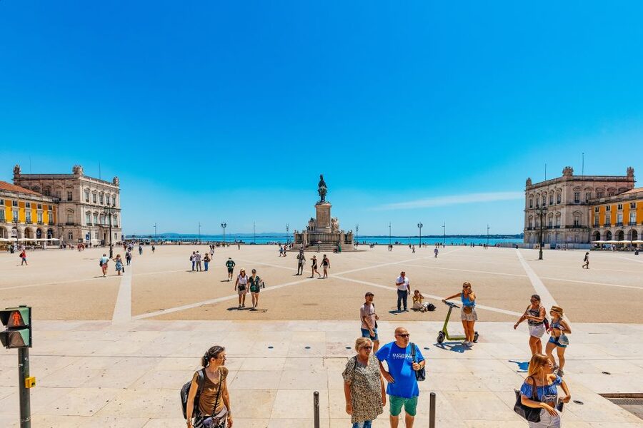 Lisbon: Amphibious Sightseeing Tour - Key Things You’ll Notice on This Lisbon Amphibious Tour