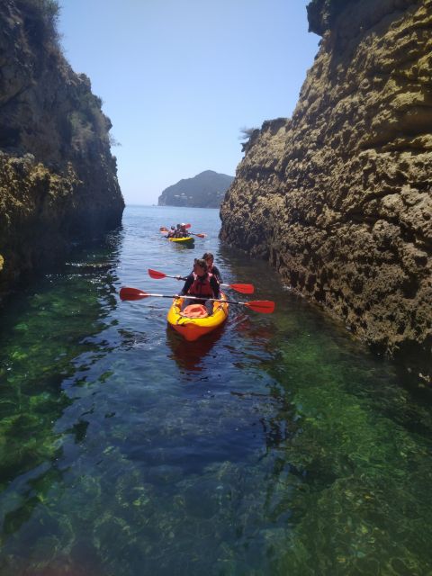 Lisbon: Arrábida Kayak and Coasteering Adventure Tour - Sea caves and prehistoric stories along the Blue Coast