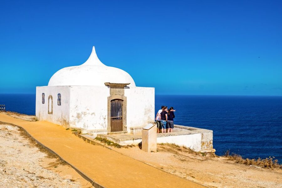 Lisbon: Arrábida Natural Park and Sesimbra Day Trip - Key highlights worth circling