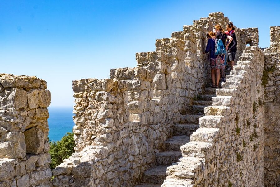 Lisbon: Arrábida Natural Park and Sesimbra Day Trip - St. Margareth’s Cave and Portinho da Arrábida harbor