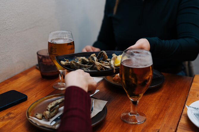 Lisbon: Award-Winning Guided Walking Food Tour with Local Drinks - What’s included on the plates: the sample menu you can expect