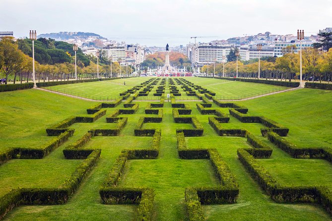 Lisbon: Belém Hop-On Hop-Off Bus Tour 24-Hour Ticket - Stops 10 to 13: Jerónimos Monastery, Belém Tower, Discoveries, and MAAT