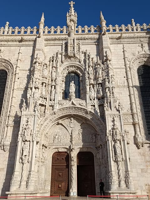 Lisbon: Belem, Jeronimos Monastery, and Coach Museum Tour - Belém Tower by cab: photo stop plus real-world expectations
