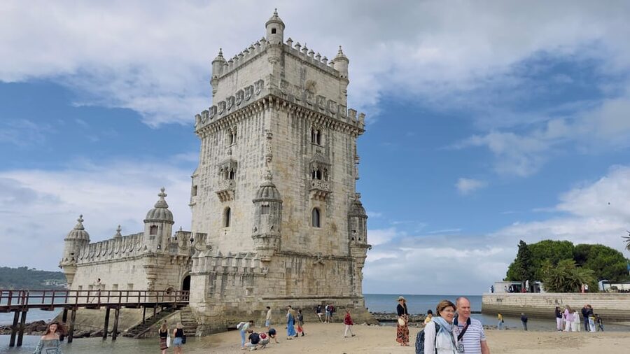 Lisbon: Belem Tour with Pastéis at Jerónimos Monastery - Padrão dos Descobrimentos Without the Climb: Great Views, Clear Limits