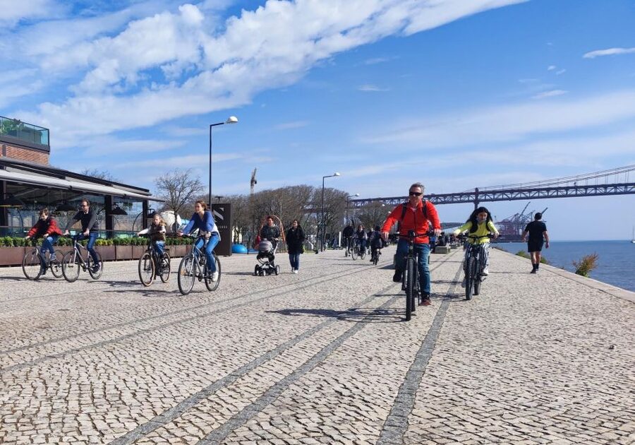 Lisbon: Bike Tour From City Center to Belem - Cais do Sodré, Time Out Market, and Pink Street: Modern Lisbon in the Same Ride