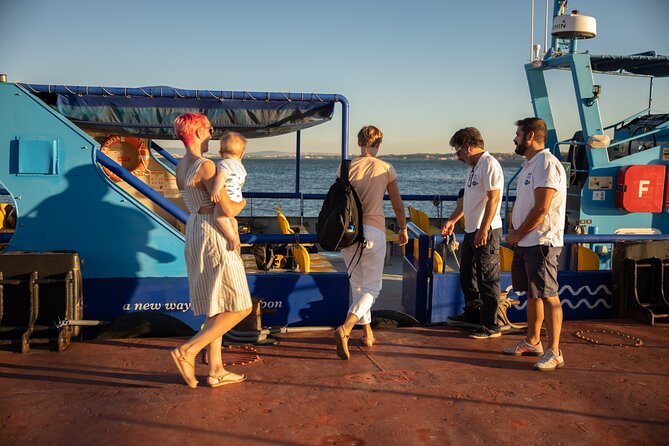 Lisbon Boat Cruise - The ride itself: comfort, safety, and onboard Wi-Fi