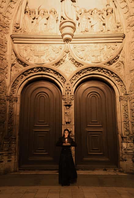 Lisbon by Night: Guided Walking Tour - The Unholy Secrets - Baixa street-level stories: power, fear, and everyday places