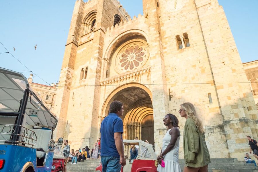 Lisbon by Tuk Tuk Guided Tour: City of Neighborhoods - How the guide shapes the whole experience