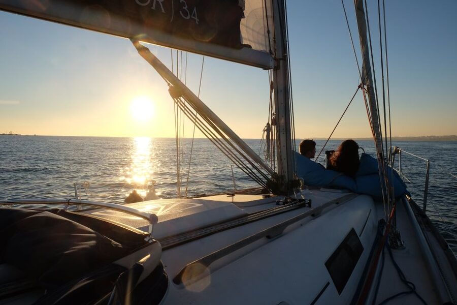 Lisbon: City Skyline Sailboat Cruise with Drink and Snacks - Crossing toward Cacilhas for the panoramic Lisbon moment