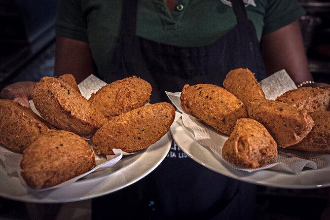 Lisbon Cultural Food and Wine Walking Tour - Small group size (max 12) and what it changes in real life