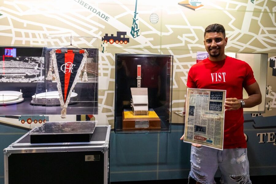 Lisbon: Customized Luz Stadium and Guided Museum Tour - Panoramic views inside Luz Stadium and the eagle photo moment