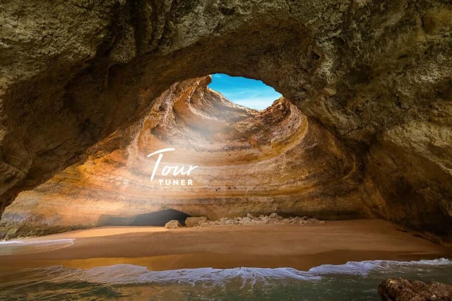 Lisbon: Day Trip To Algarve, Benagil Cave, Carvoeiro & Lagos - The 7 Hanging Valleys style trail: your best workout or your best viewpoint