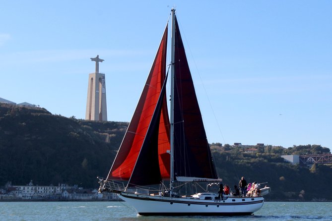 Lisbon: Daylight or Sunset on a Vintage Sailboat - The route in order: Discoveries Monument and Belém Tower first