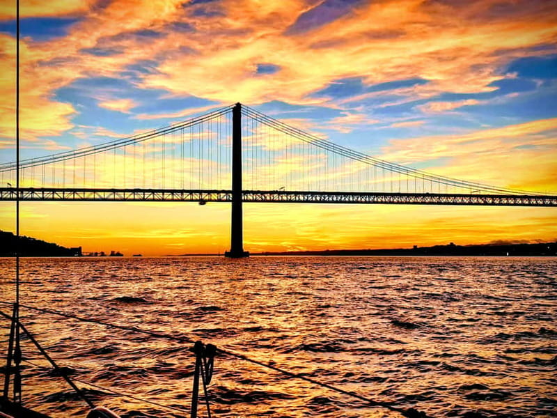 Lisbon: Daytime or Sunset Boat Cruise with History and Wine - Monument to the Discoveries and Belém Tower from the water