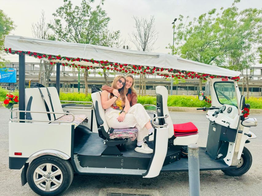 Lisbon: Discover Belem by electric Tuk Tuk - The guide experience: what makes the ride feel different