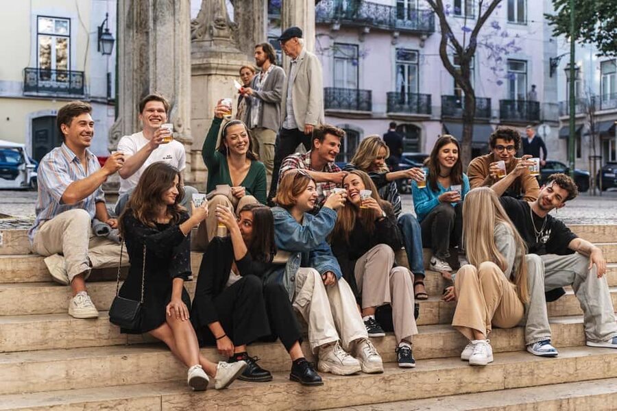 Lisbon: Drunken History Walking Tour with Included Drinks - Key points I’d put on your shortlist