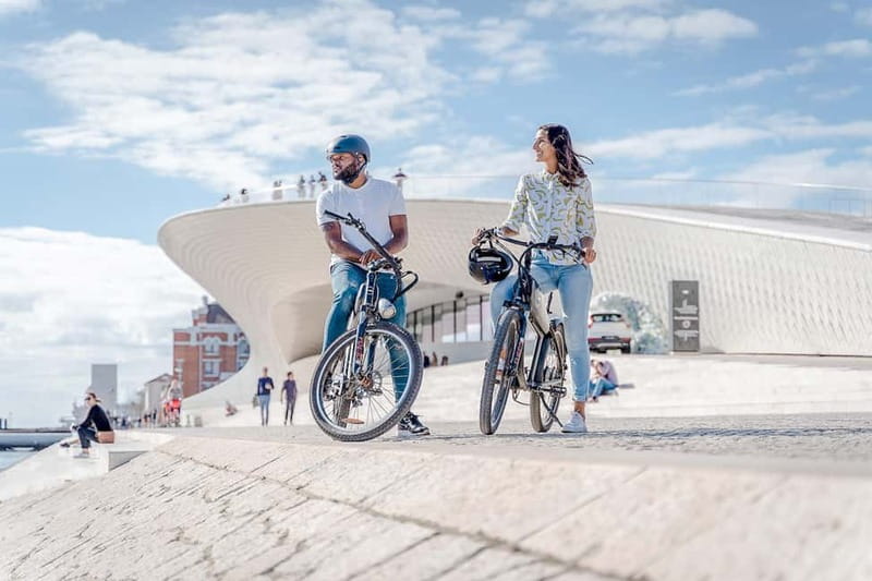 Lisbon: Electric Bike Tour by the River to Belém - Under 25 de Abril Bridge to the Alcântara Dock Area