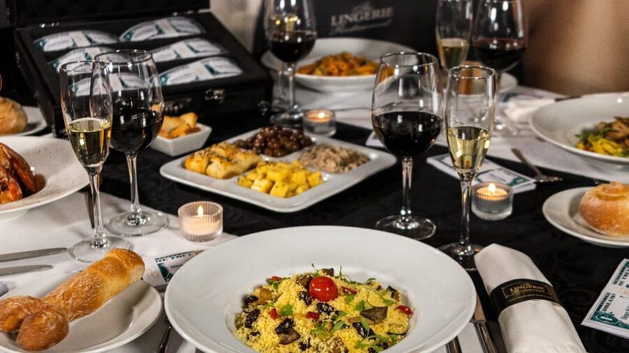 Lisbon: Erotic Cabaret Show and Dinner - FAQ