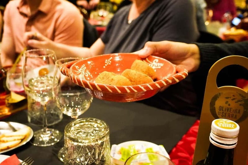Lisbon: Fado Musical Experience with Portuguese Appetizers - Appetizers and drinks: good to know what might feel worth it