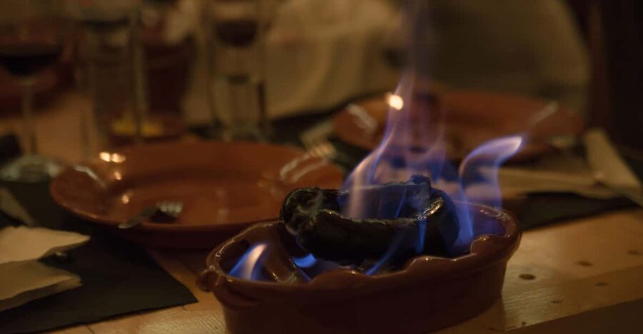 Lisbon: Fado Night with Dinner with Live Performance - How the Fado Show Runs Over 3 Hours