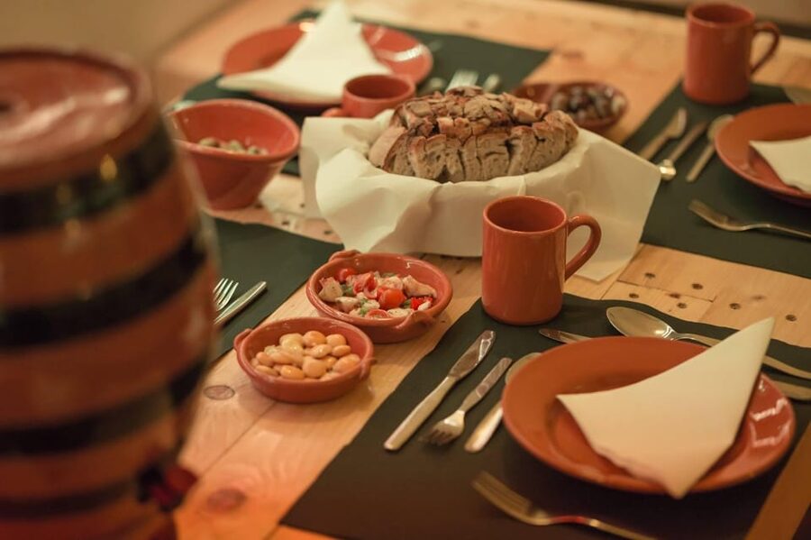 Lisbon: Fado Night with Dinner with Live Performance - Practical Tips to Make the Most of Your 3 Hours