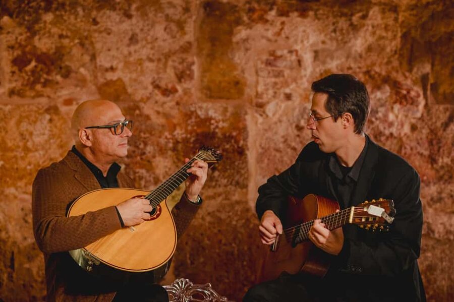Lisbon: Fado Show with Wine in a Historic Venue - Inside the 50-minute show: what the evening feels like