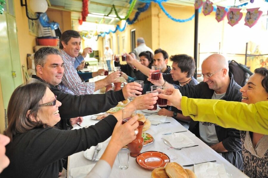 Lisbon: Food and Culture 3-Hour Walking Tour - Who this Lisbon food walk suits best