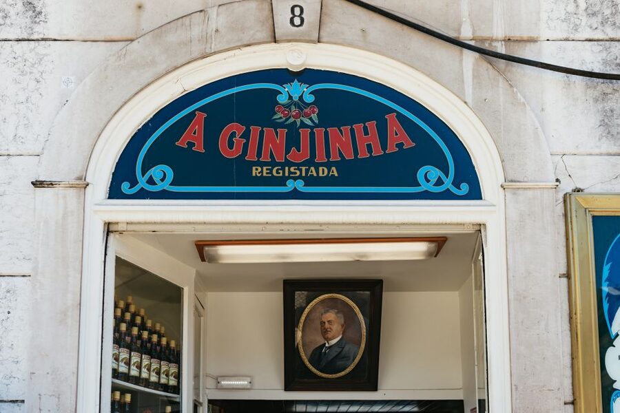 Lisbon: Food and Wine Small Group Walking Tour - Ginjinha in a historic bar, and spirits time at St. Dominic’s Square