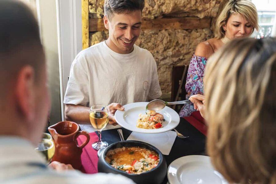 Lisbon: Food Tour with Local Tastings and Drinks - Baixa in Three Hours: How the Format Works