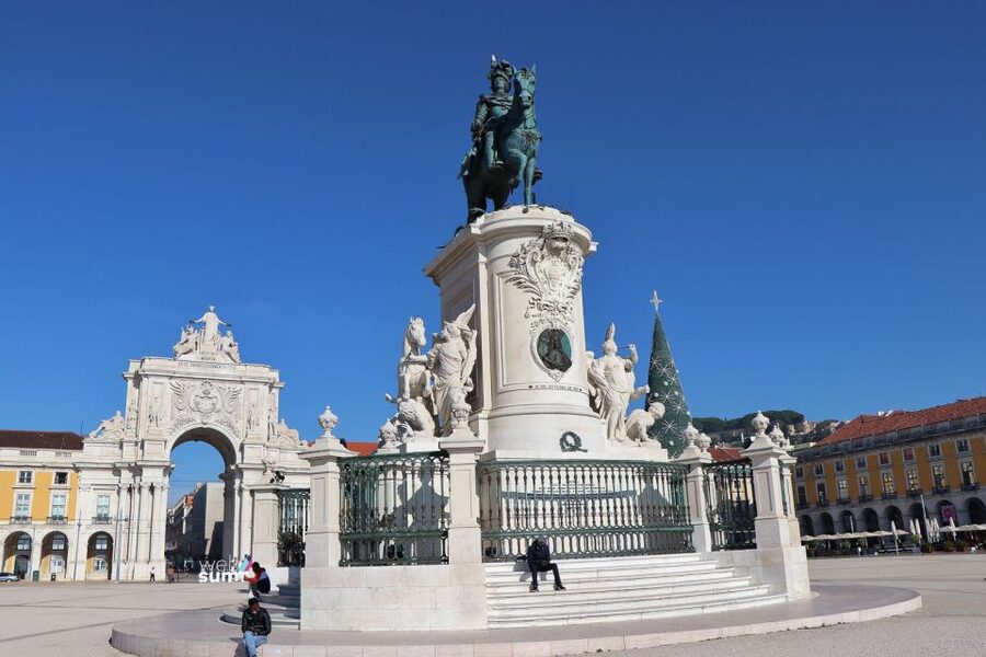 Lisbon: Full-Day Private Walking Sightseeing Tour - Starting under Arco da Rua Augusta at Commerce Square