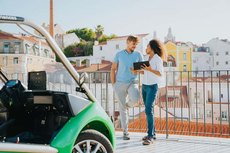 Lisbon: GPS-Guided Spinach Tour by Electric Car - Spinach Car Basics: the point is movement plus narration