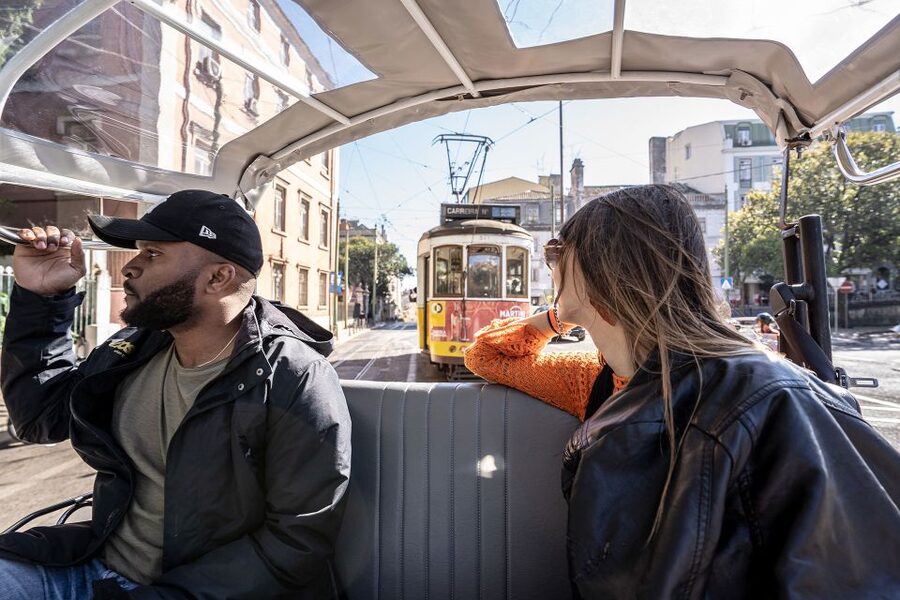 Lisbon: Guided Tuk-Tuk Tour Along the Historic Tram Line 28 - Avenida da Liberdade: the return to the main drag, with momentum intact