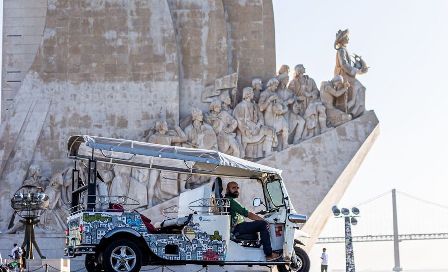 Lisbon: Half-Day Private Guided Tuk-Tuk Tour - Electric tuk-tuk Lisbon: fast, fun, and made for hills