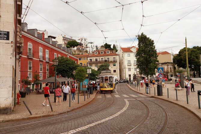 Lisbon Highlights - Private Tour with Van and Local Guide - Price and value: what $128.49 really buys you