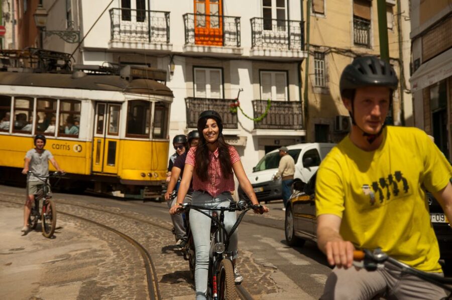 Lisbon: Hills, Alfama, and Mouraria Tour by Electric Bike - Pace, safety, and who this tour is for
