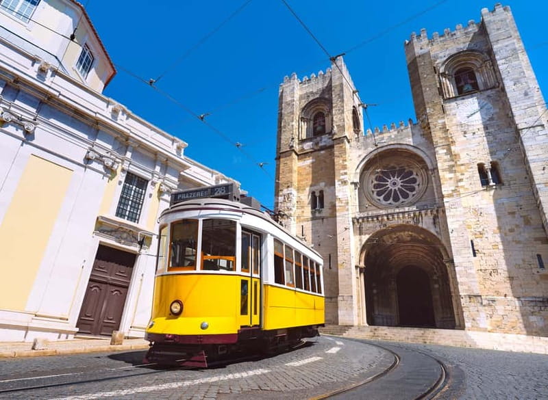 Lisbon: Historical Tour on a Tukxi - Price and value: $102 per group up to 4 for a private route