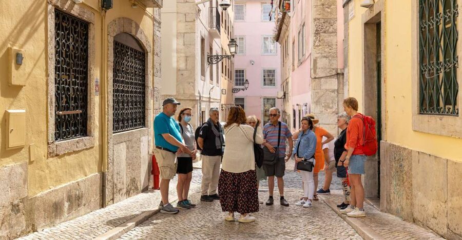 Lisbon: History, Stories and Lifestyle Walking Tour - Key highlights you will feel on this walk