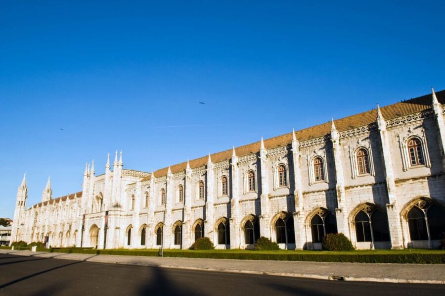 Lisbon: Jerónimos Monastery E-Ticket and Audio Guide - Southern Portal: the story-focused stop people remember