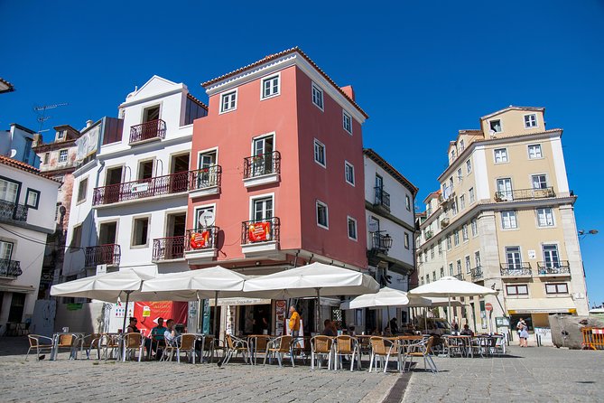 Lisbon Jewish Heritage and History - Private Tour Van - Stop 5 in Chiado for influential families in the Portuguese kingdom