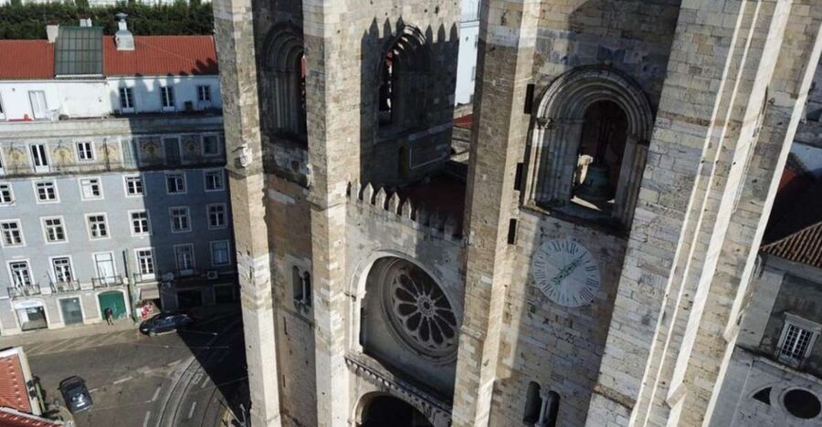 Lisbon: Lisbon Cathedral Entry Ticket - The balcony behind the rosace: a view that changes your Lisbon mental map