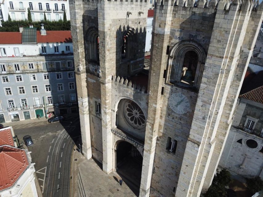 Lisbon: Lisbon Cathedral Entry Ticket - Upper Choir and the rosace view that makes people pause