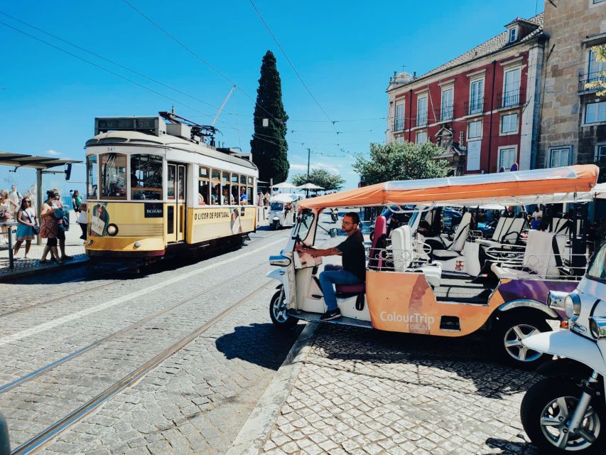 Lisbon: Panoramic Historical Sightseeing Tour by Tuk Tuk - Lisbon Cathedral (Santa Maria Maior): What You Get in 10 Minutes